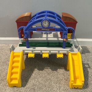GeoTrax Geo Trax Grand Central Station Train Accessory